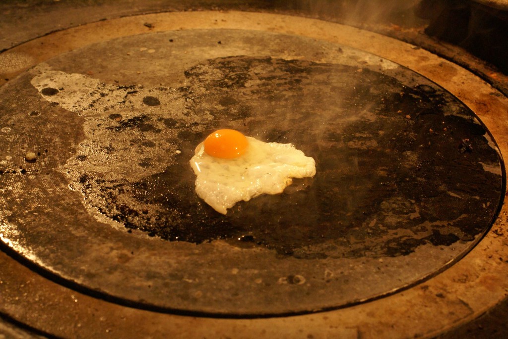 how to fry a quail's egg