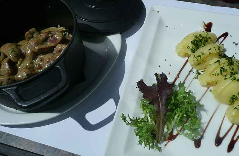 prepared calves kidneys without the internal white core