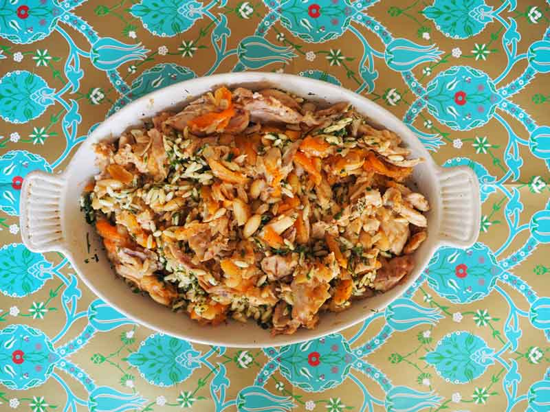 ottoman chicken with apricots recipe