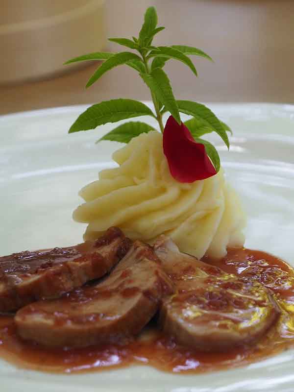 Pork fillet with cherry jam
