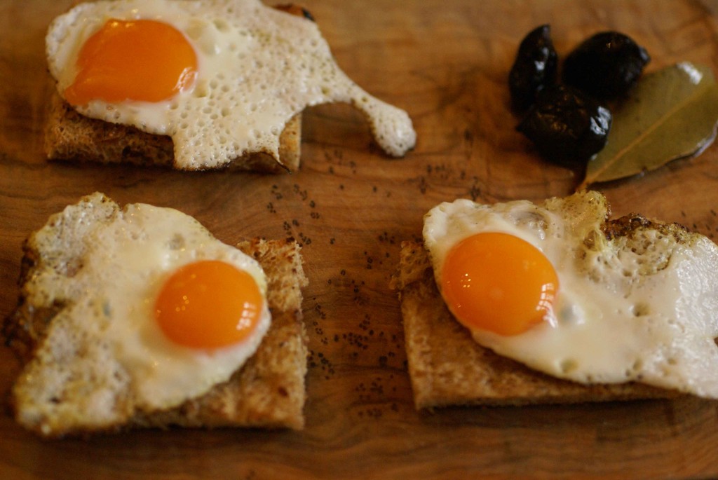 fried quails' eggs