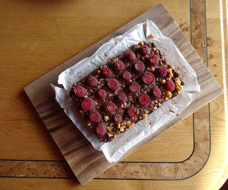 raspberry honeycomb cake recipe